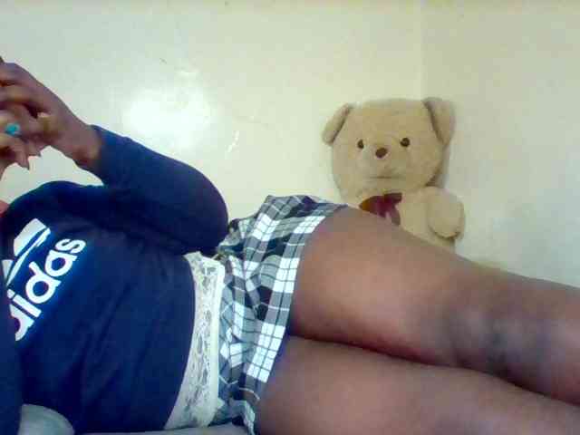 Sexxy-slim-honey webcam