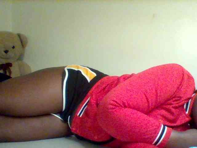Sexxy-slim-honey webcam