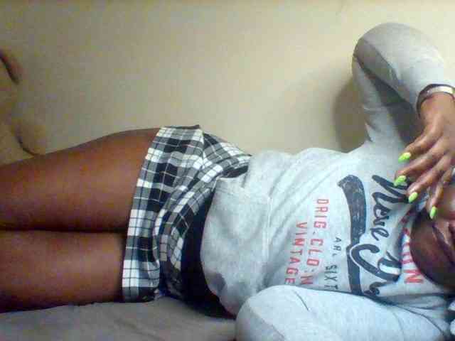 Sexxy-slim-honey webcam