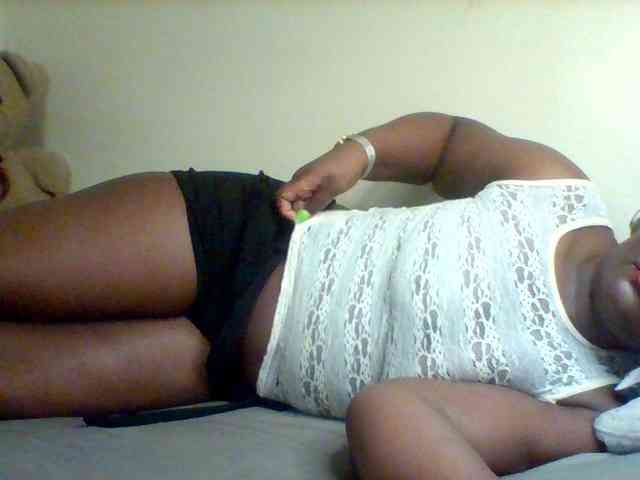 Sexxy-slim-honey webcam