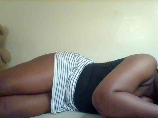 Sexxy-slim-honey webcam