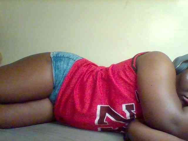 Sexxy-slim-honey webcam