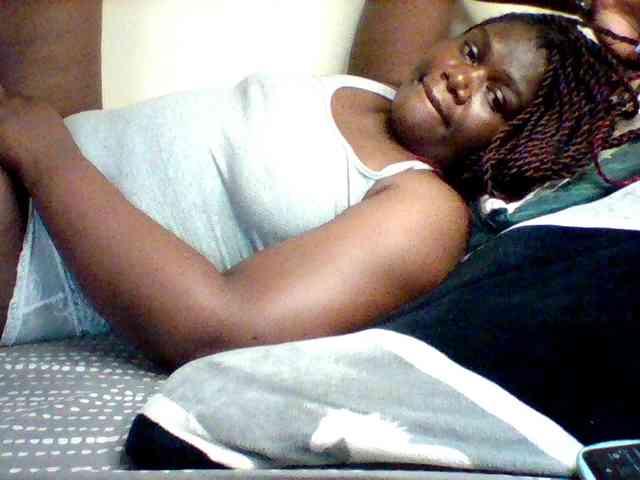 Sexxy-slim-honey webcam