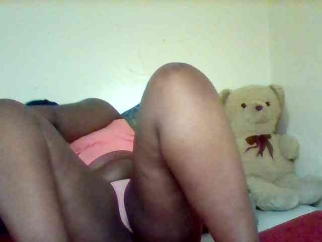 Sexxy-slim-honey webcam