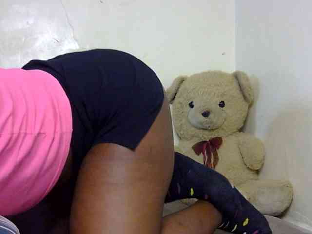 Sexxy-slim-honey