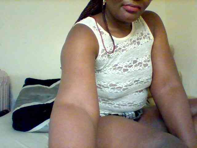 Sexxy-slim-honey webcam