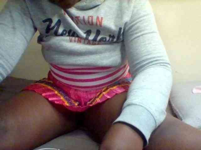 Sexxy-slim-honey webcam