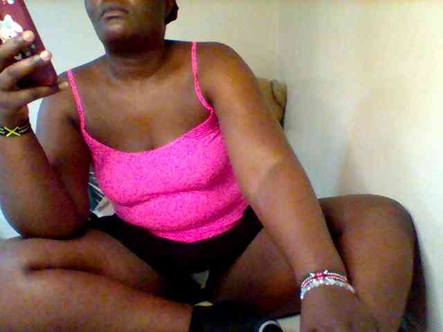 Sexxy-slim-honey