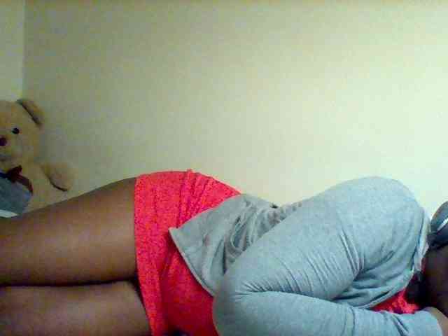 Sexxy-slim-honey webcam