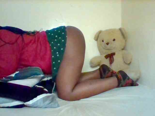 Sexxy-slim-honey webcam