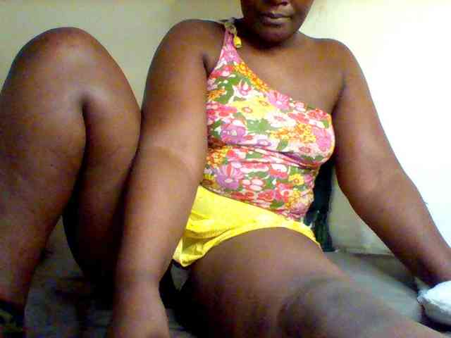 Sexxy-slim-honey webcam