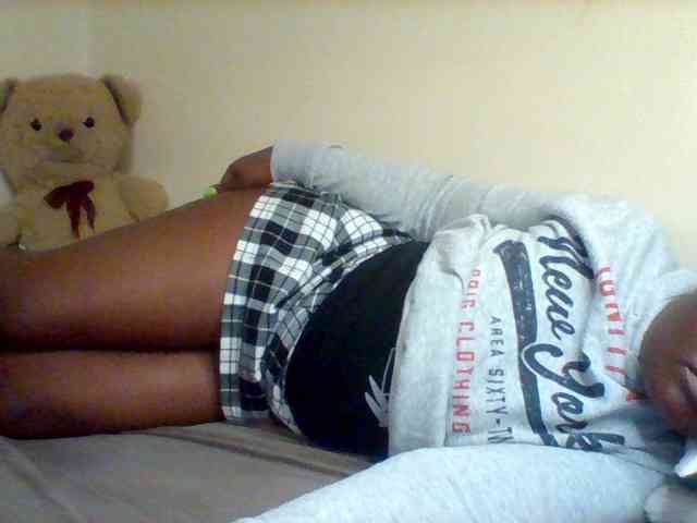 Sexxy-slim-honey webcam