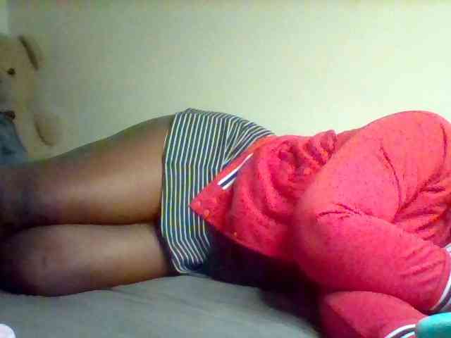 Sexxy-slim-honey webcam