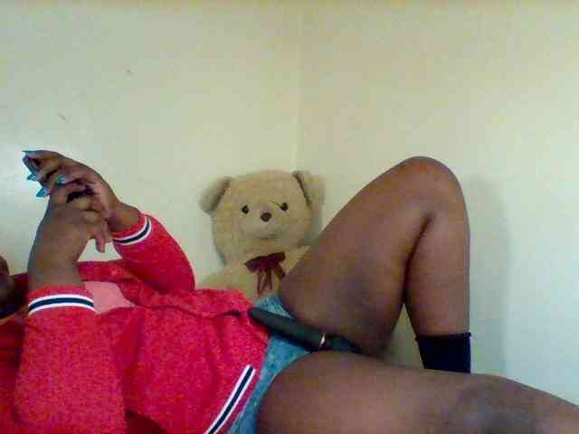 Sexxy-slim-honey webcam