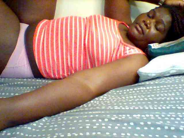 Sexxy-slim-honey webcam