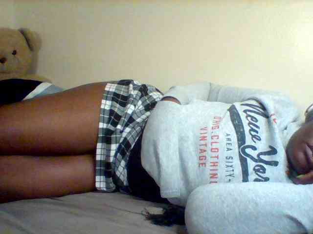 Sexxy-slim-honey webcam