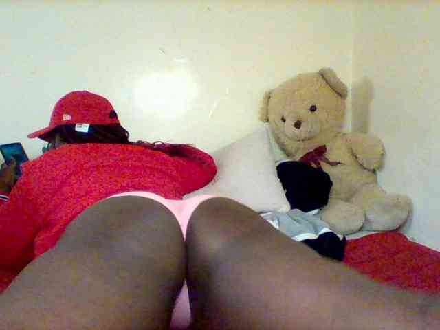 Sexxy-slim-honey webcam