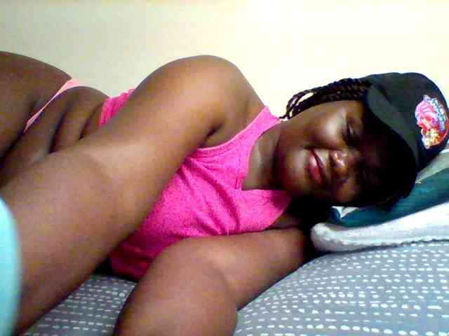 Sexxy-slim-honey webcam