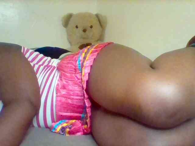 Sexxy-slim-honey webcam