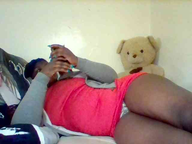 Sexxy-slim-honey webcam