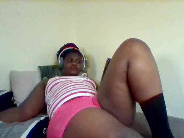 Sexxy-slim-honey webcam