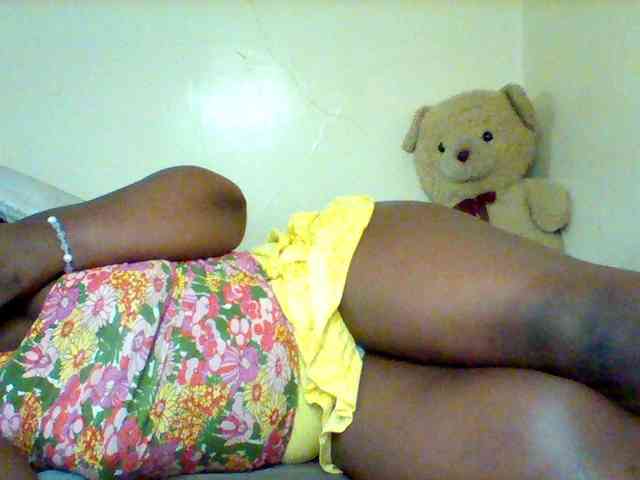 Sexxy-slim-honey webcam