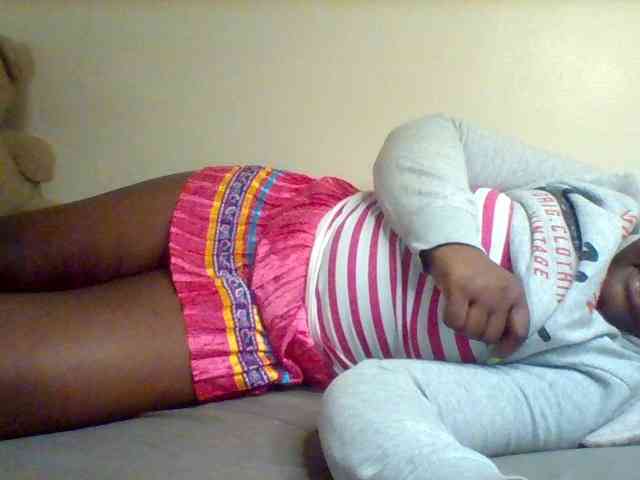 Sexxy-slim-honey webcam