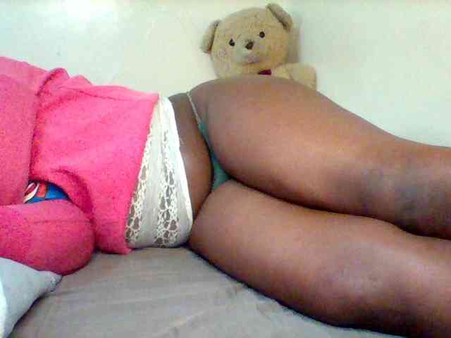 Sexxy-slim-honey webcam