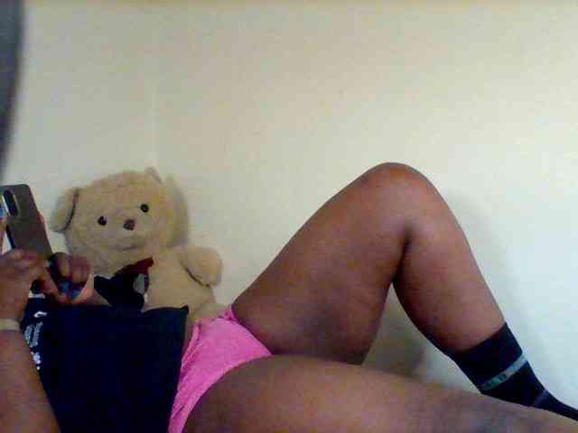 Sexxy-slim-honey webcam