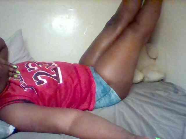 Sexxy-slim-honey webcam