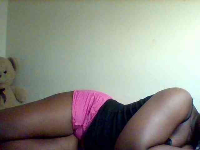 Sexxy-slim-honey webcam