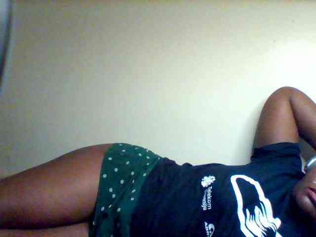 Sexxy-slim-honey webcam