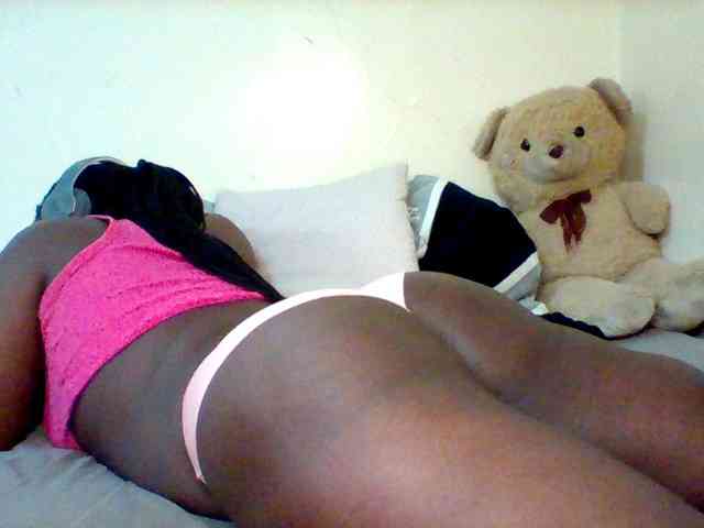 Sexxy-slim-honey webcam