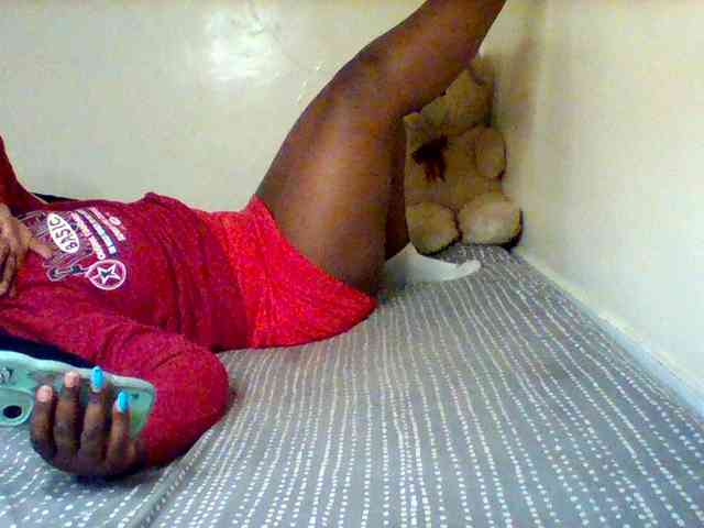 Sexxy-slim-honey webcam