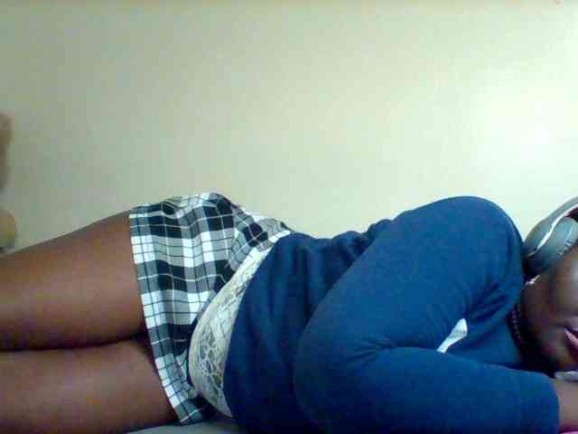 Sexxy-slim-honey webcam