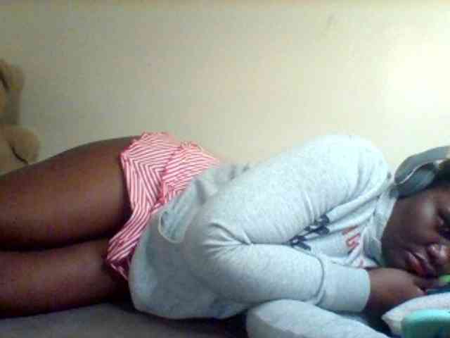 Sexxy-slim-honey webcam