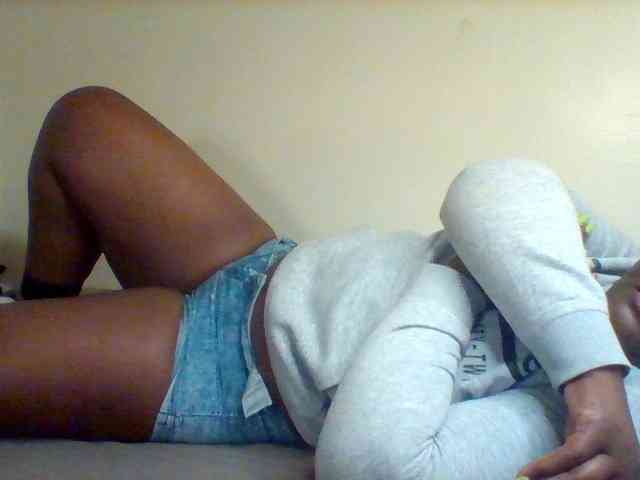 Sexxy-slim-honey webcam