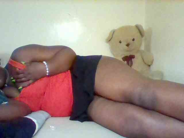 Sexxy-slim-honey webcam