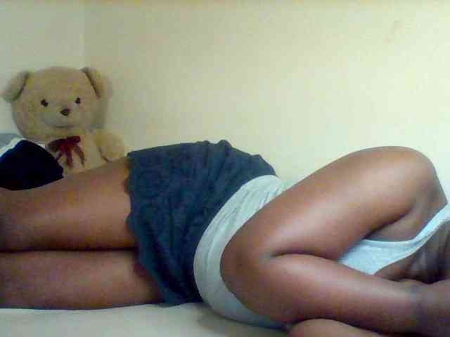 Sexxy-slim-honey webcam