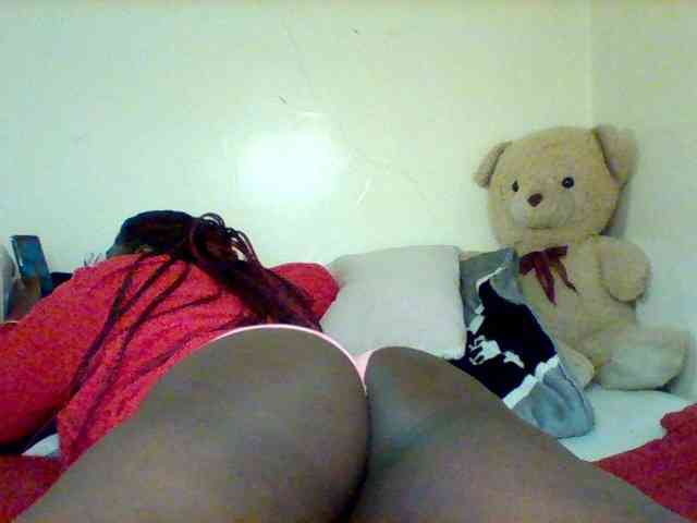 Sexxy-slim-honey webcam