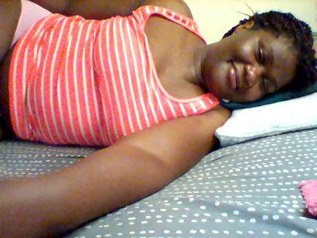 Sexxy-slim-honey webcam