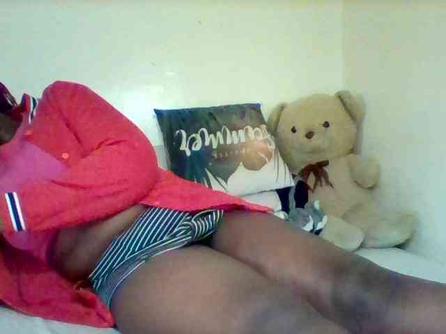 Sexxy-slim-honey webcam