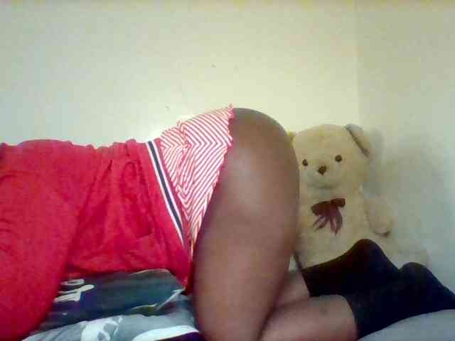 Sexxy-slim-honey webcam