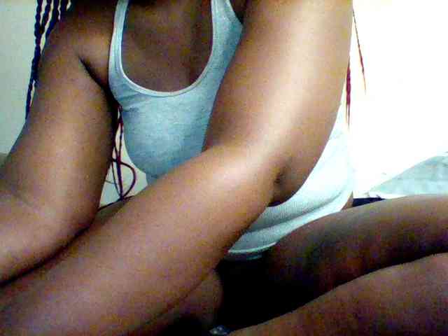 Sexxy-slim-honey webcam