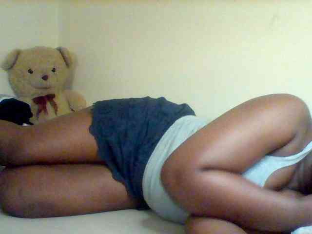 Sexxy-slim-honey webcam