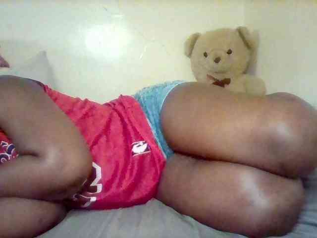 Sexxy-slim-honey webcam