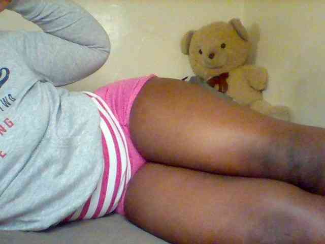 Sexxy-slim-honey webcam
