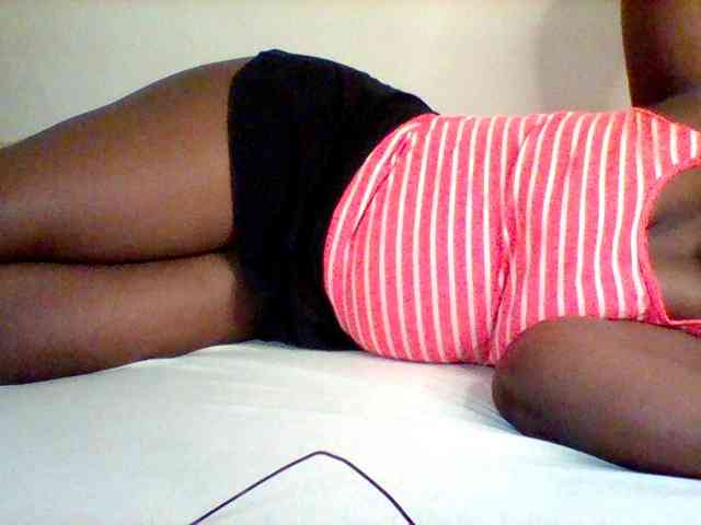 Sexxy-slim-honey webcam