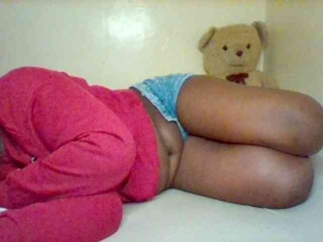 Sexxy-slim-honey webcam