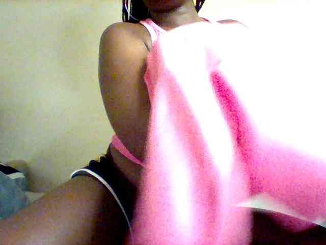 Sexxy-slim-honey webcam